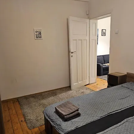 Super 2br Free Parking София