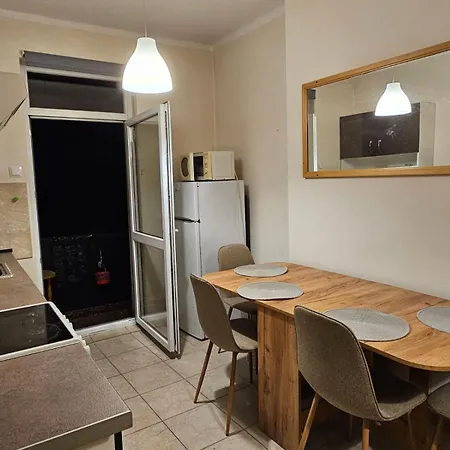 Super 2br Free Parking Appartement *